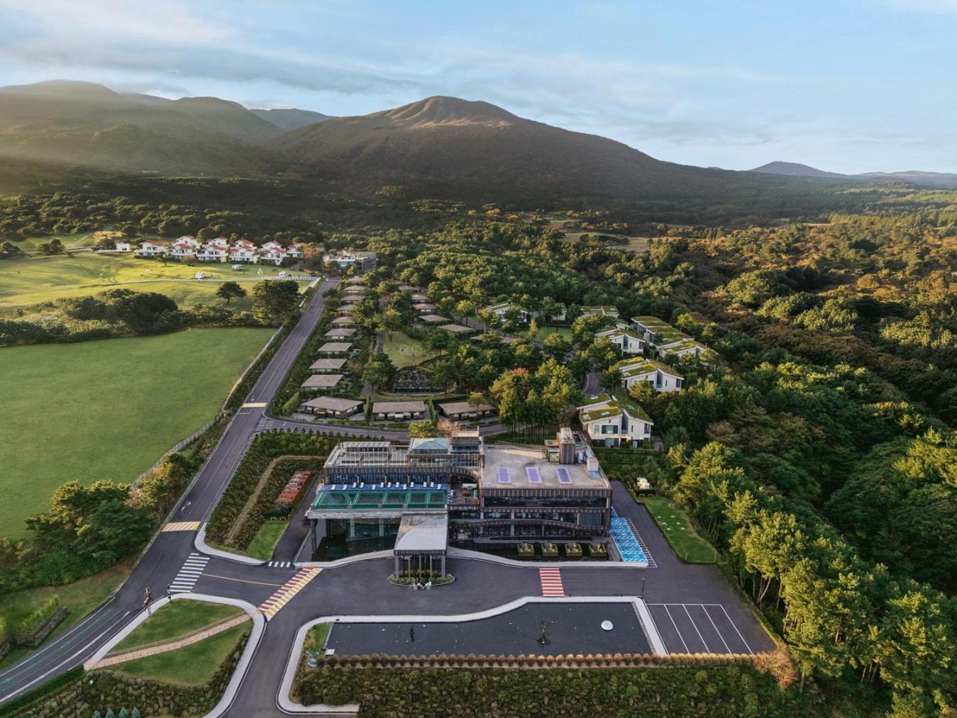 Amber Pure Hill Hotels & Resorts Jeju Exteriör bild