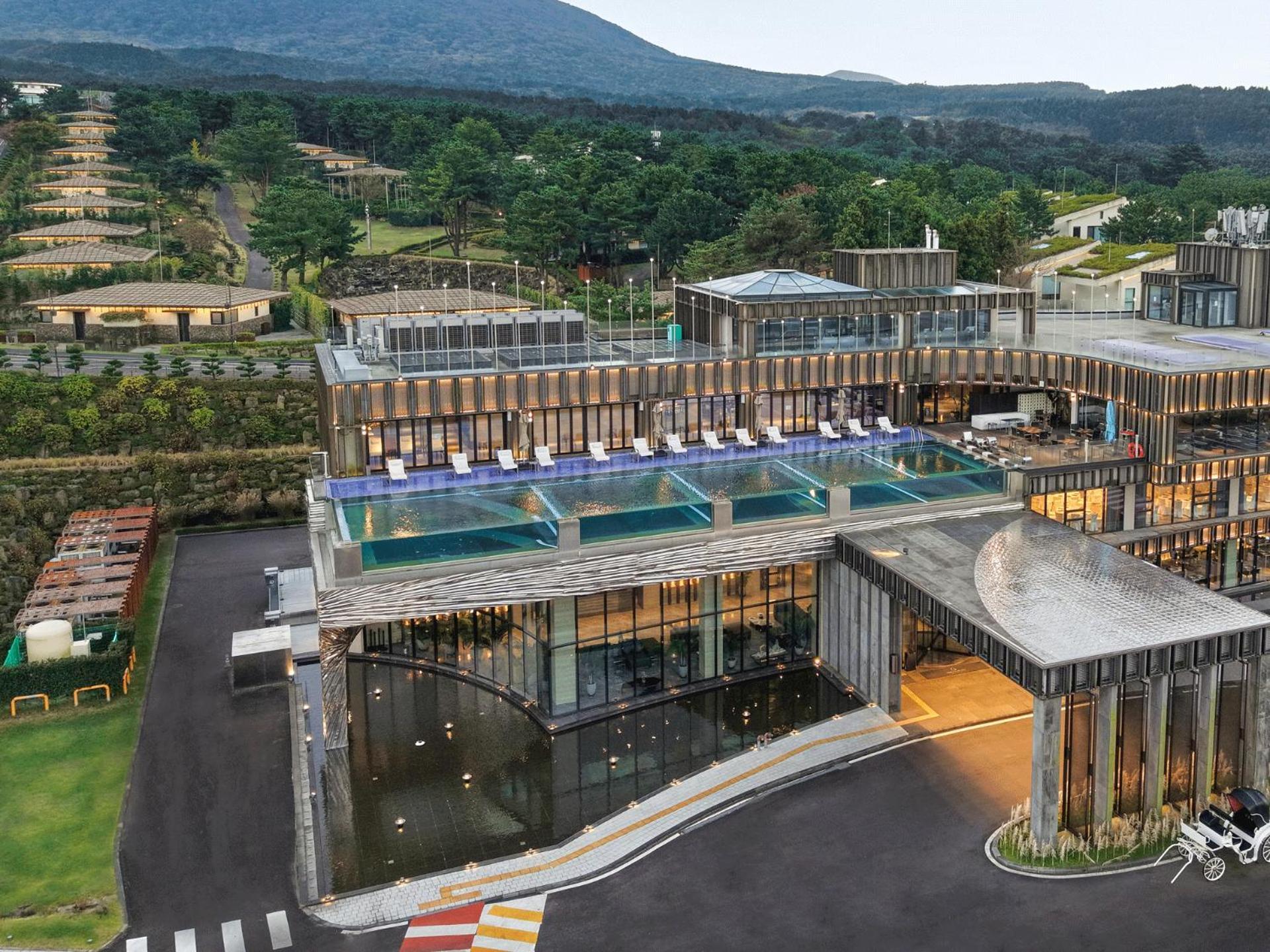 Amber Pure Hill Hotels & Resorts Jeju Exteriör bild